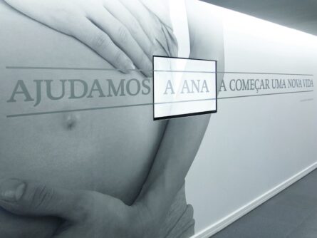 Pasillo clínica de reproducción asistida Ginemed Lisboa